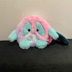 BumBumz Megs the Peace Sign 4.5” Mini